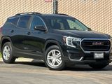 Used 2022 GMC Terrain SLE w/ Driver Convenience Package image 2