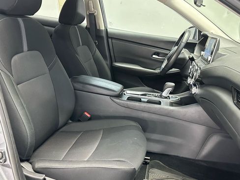 Used 2025 Nissan Sentra SV w/ All-Weather Package FWD image 13