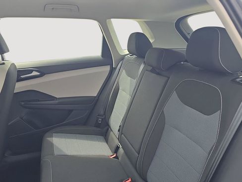 Certified 2025 Volkswagen Taos S AWD/4WD image 8