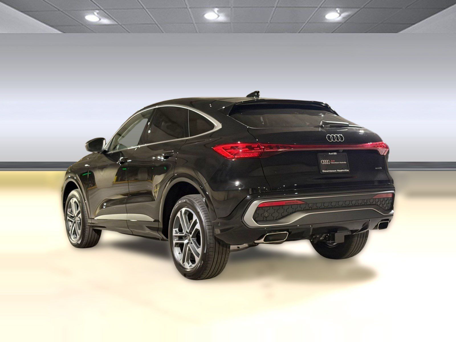 New 2026 Audi Q5 Premium Plus AWD/4WD image 3