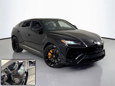 Used 2020 Lamborghini Urus AWD/4WD image 2