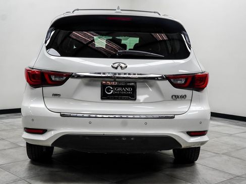 Used 2019 INFINITI QX60 Luxe w/ Sensory Package image 9
