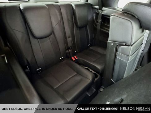 Used 2021 Mercedes-Benz GLB 250 4MATIC image 26