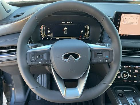 Certified 2026 INFINITI QX60 Luxe w/ Family Package image 16