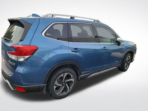 Used 2022 Subaru Forester Touring w/ Popular Package #3 image 4