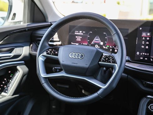 Certified 2025 Audi Q5 Premium w/ Convenience Package AWD/4WD image 16