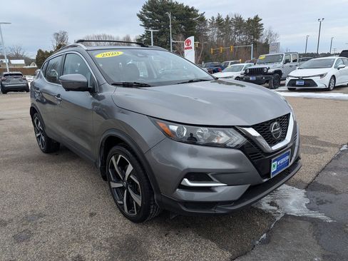 Used 2020 Nissan Rogue Sport SL image 8