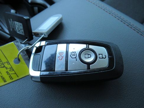 Used 2026 Ford Explorer Active RWD image 28