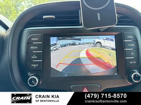 Used 2020 Kia Soul LX FWD image 21