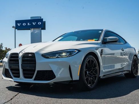 Used 2022 BMW M4 Coupe w/ Parking Assistance Package RWD image 3