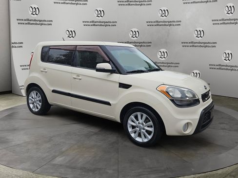 Used 2013 Kia Soul + w/ Audio Pkg image 7