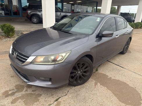 Used 2014 Honda Accord Sport image 6