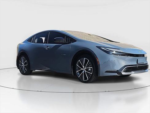 Certified 2026 Toyota Prius XLE image 3