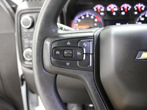 Used 2024 Chevrolet Silverado 2500 Custom w/ Custom Value Package image 11