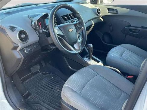 Used 2015 Chevrolet Sonic LS image 10