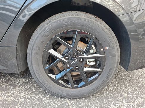 New 2026 Kia K5 LXS image 10