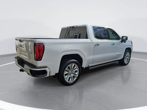 Certified 2020 GMC Sierra 1500 Denali w/ Denali Ultimate Package AWD/4WD image 3