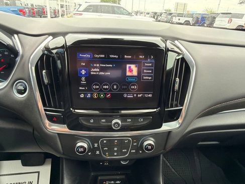 Used 2023 Chevrolet Traverse RS w/ LPO, Floor Liner Package AWD/4WD image 26
