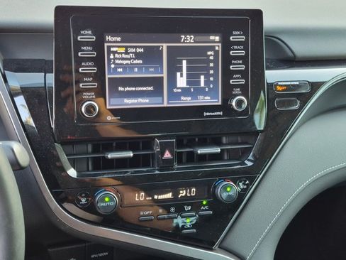 Used 2023 Toyota Camry SE w/ Convenience Package FWD image 14