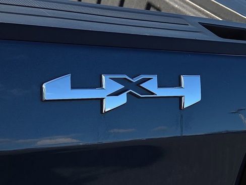 Used 2024 GMC Sierra 1500 Elevation image 32