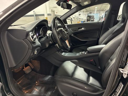 Used 2014 Mercedes-Benz CLA 250 CLA 250 image 8