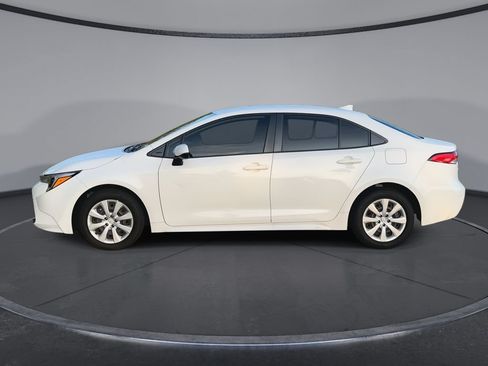 Used 2023 Toyota Corolla LE FWD image 5