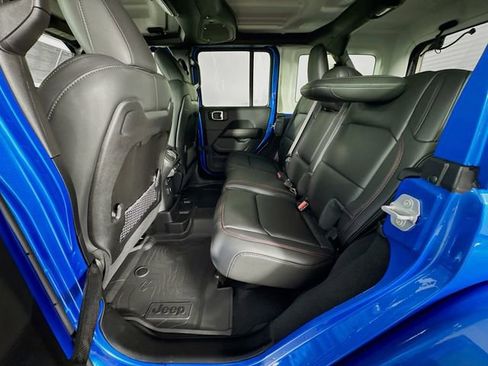 New 2026 Jeep Wrangler Unlimited Rubicon AWD/4WD image 27