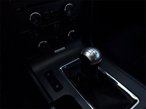 Used 2013 Ford Mustang V6 image 8