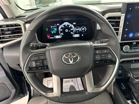 Used 2024 Toyota Tundra Limited AWD/4WD image 24