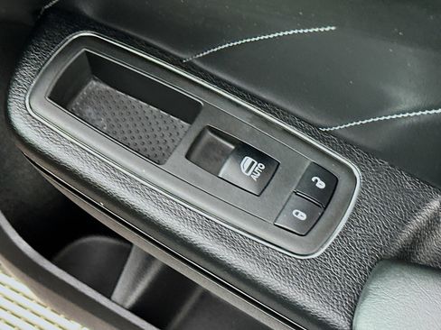 Used 2019 Dodge Charger Scat Pack w/ Daytona Edition Group RWD image 29