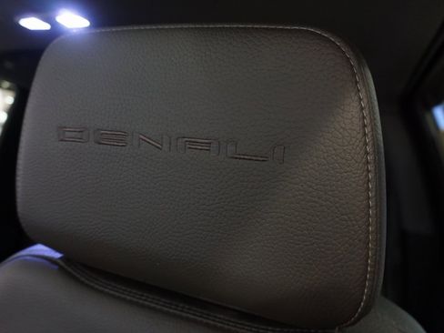 Certified 2023 GMC Sierra 3500 Denali w/ Denali Ultimate Package image 11