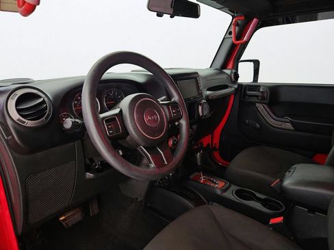 Used 2015 Jeep Wrangler Sport AWD/4WD image 9