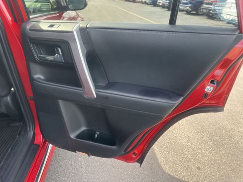 Used 2021 Toyota 4Runner Limited image 13