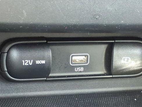 Used 2023 Kia Seltos S image 13