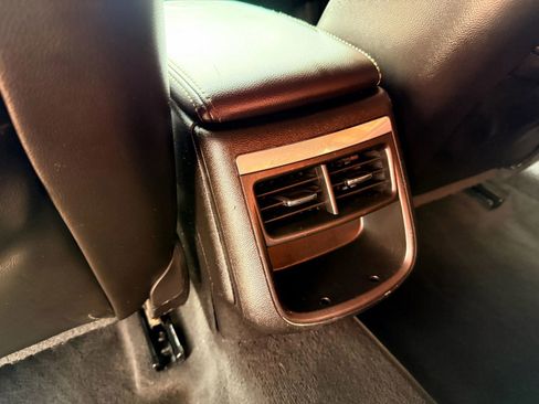 Used 2017 Chevrolet Impala LT image 28