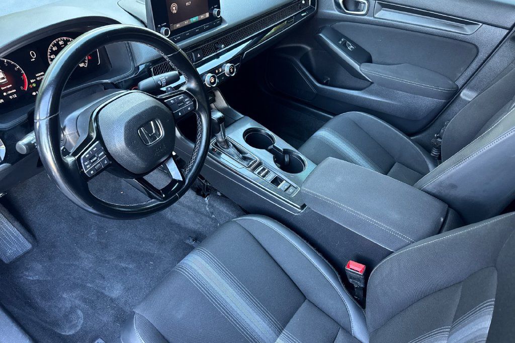 Used 2022 Honda Civic Sport image 9