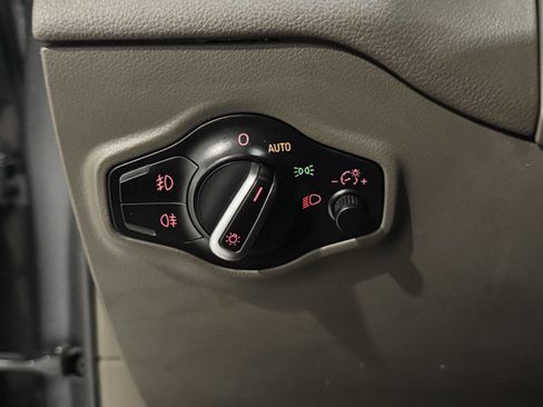 Used 2015 Audi Q5 2.0T Premium Plus w/ Technology Package image 29