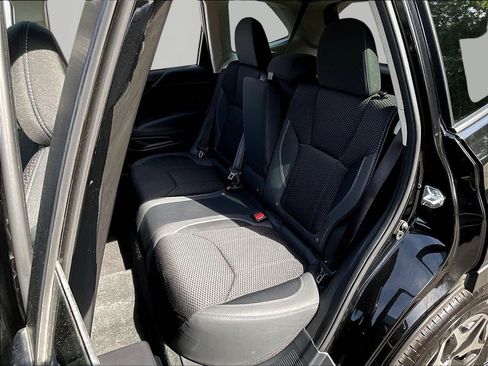 Used 2024 Subaru Forester Premium AWD/4WD image 21