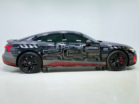 Used 2023 Audi RS e-tron GT AWD/4WD image 13