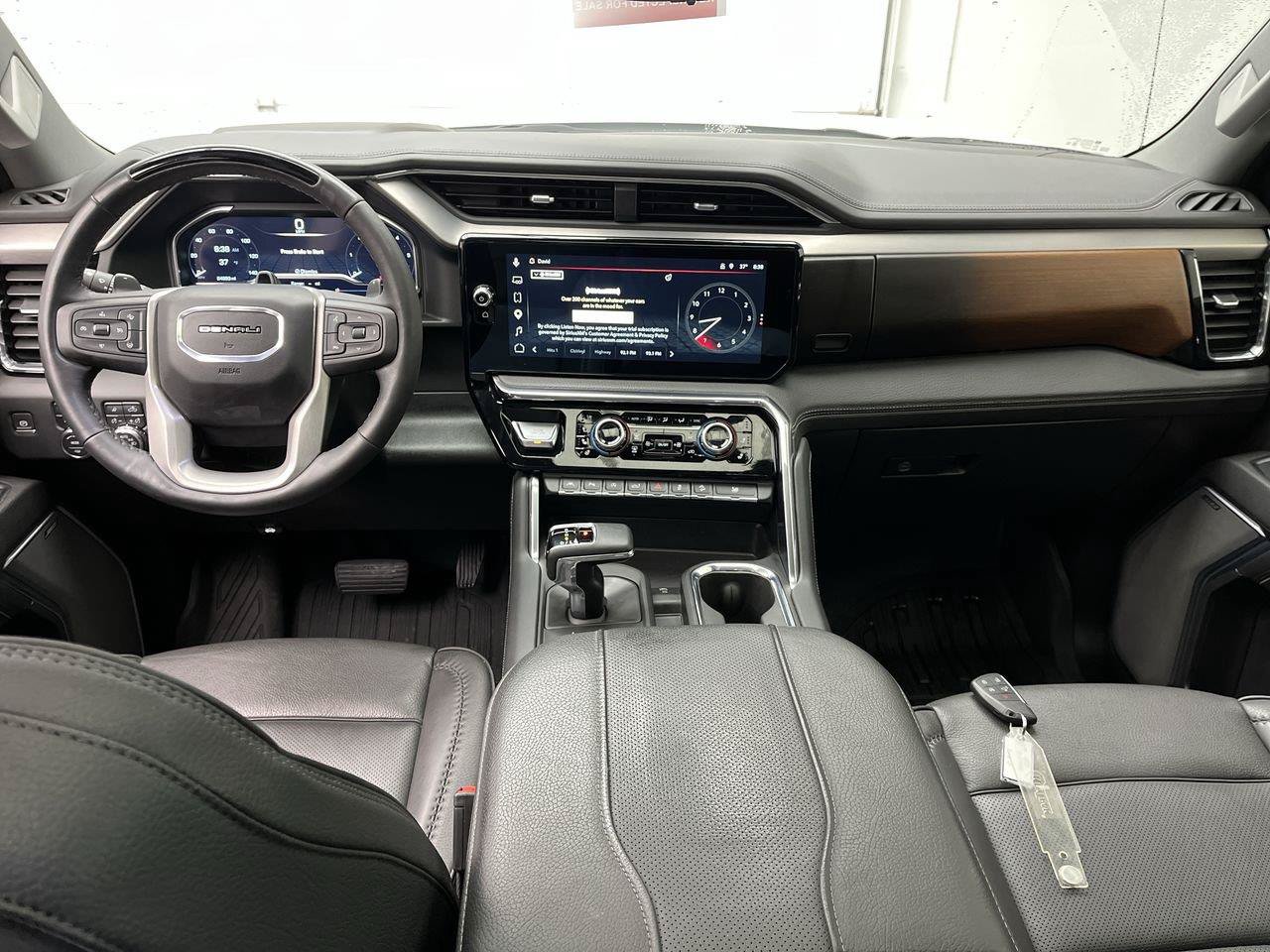 Certified 2024 GMC Sierra 1500 Denali AWD/4WD image 4