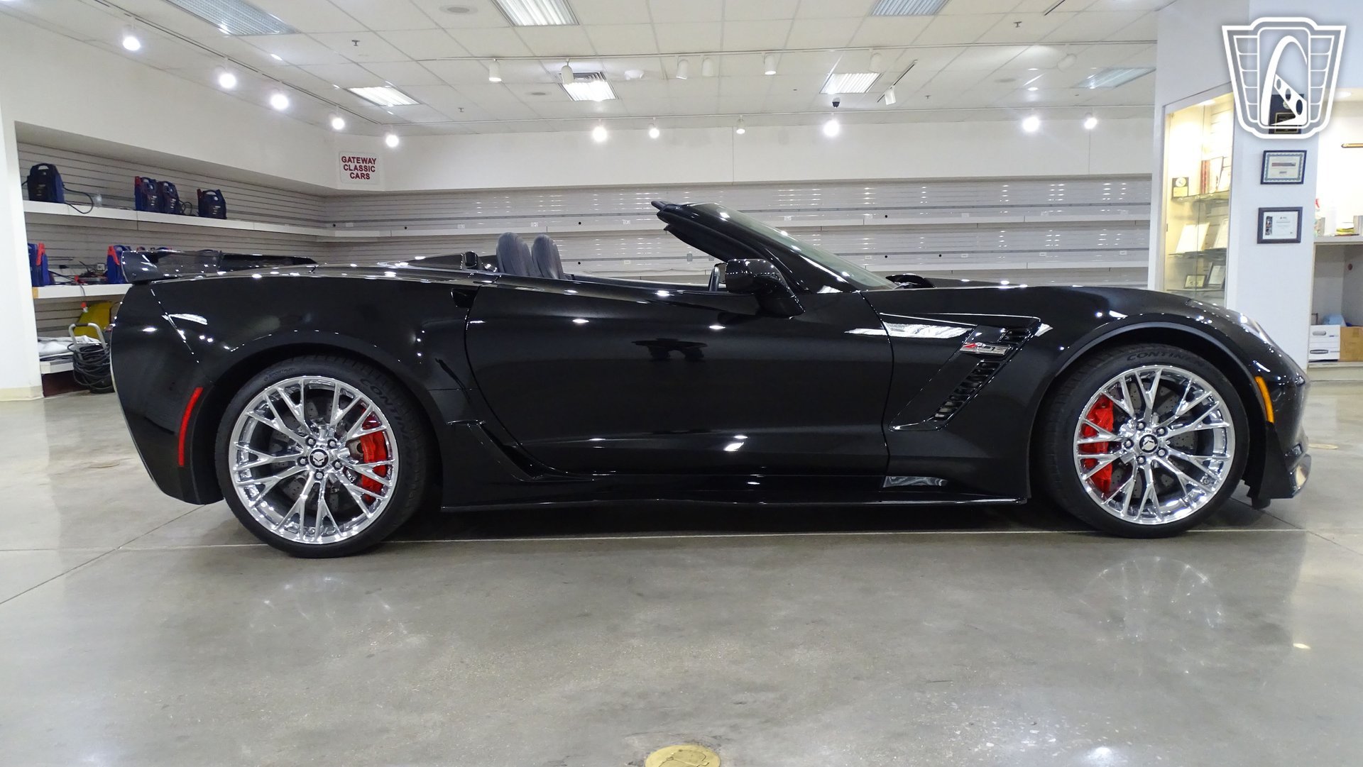 Used 2016 Chevrolet Corvette Z06 w/ 3LZ Preferred Equipment Group RWD image 18