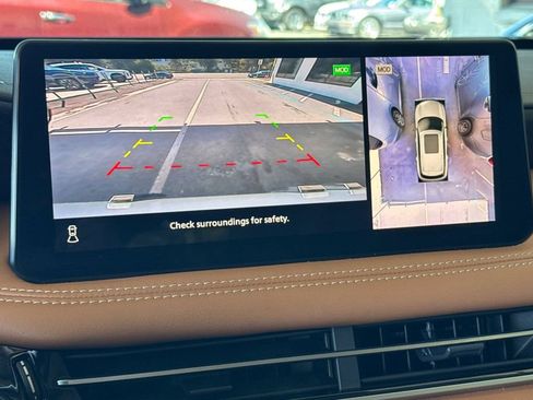 Used 2023 INFINITI QX60 Sensory w/ Vision Package AWD/4WD image 18