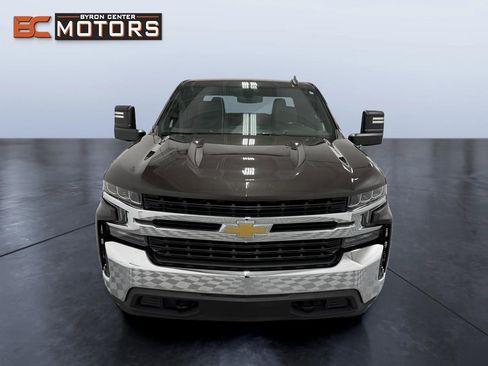 Used 2021 Chevrolet Silverado 1500 LT w/ Z71 Off-Road Package AWD/4WD image 8