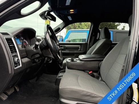 Used 2022 RAM 1500 Warlock AWD/4WD image 3