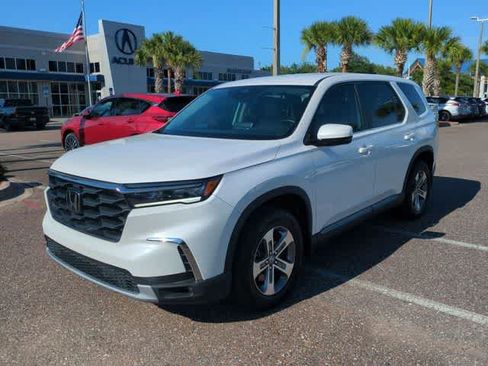Used 2023 Honda Pilot EX-L image 4