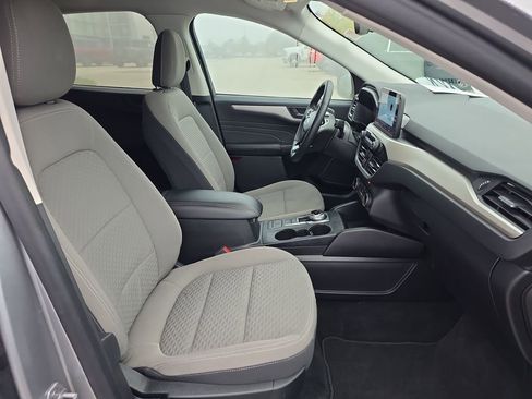 Used 2022 Ford Escape SE w/ Convenience Package image 19