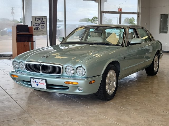 Used 2000 Jaguar XJ8 RWD image 28