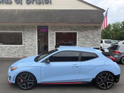 Used 2022 Hyundai Veloster N FWD image 8