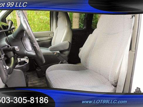 Used 2002 Chevrolet Express 3500 Extended Passenger w/ LS Preferred Equipment Group RWD image 2