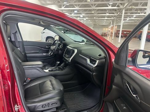 Used 2019 GMC Acadia SLT AWD/4WD image 13